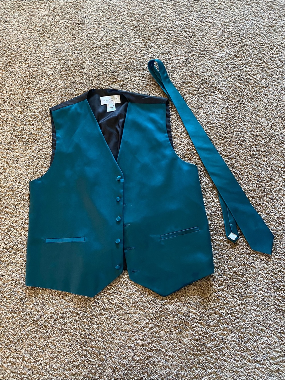 Azazie Vest & Tie